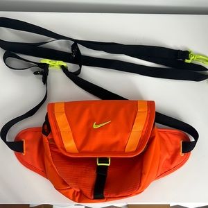Nike Fanny or Crossbody